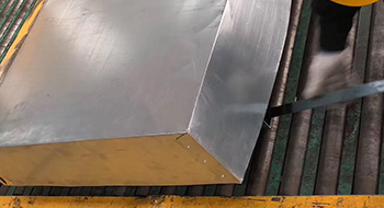 corrugated-roofing-Packing-5-Lateral-protection-board