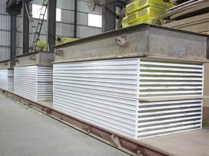 How Long Is The Material And Service Life Of Color Steel Composite Plate?